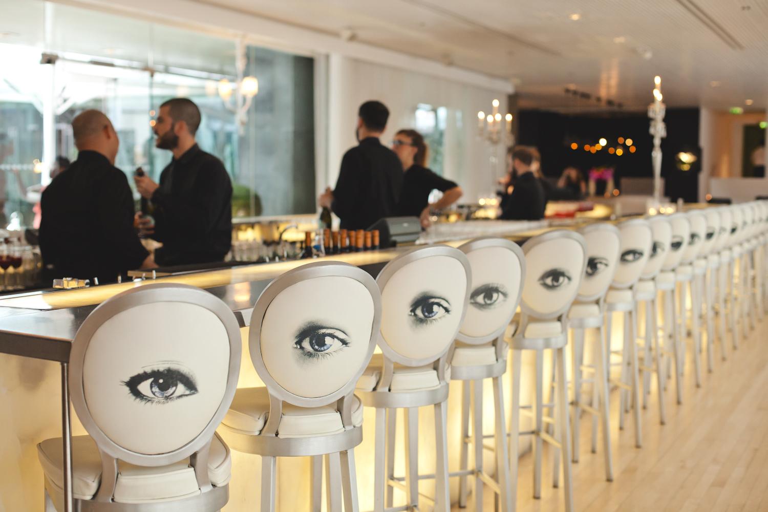 샌더슨 호텔 런던 외부 사진 The bar at the London Edition